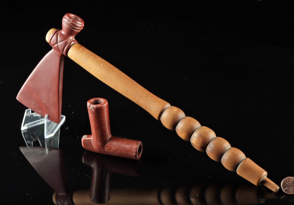 Sioux Catlinite Tomahawk Pipe & Pipe Bowl